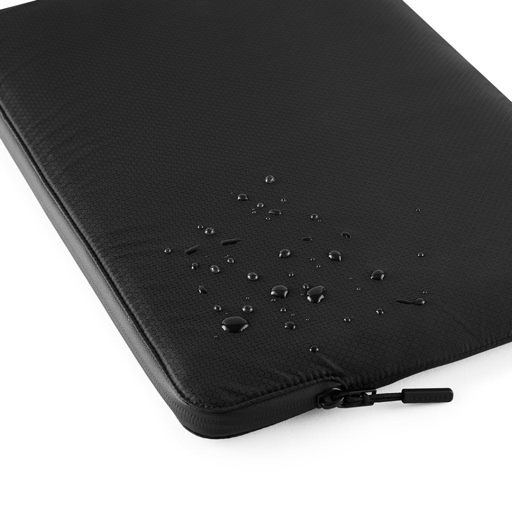 Pipetto Laptop Sleeve Ultra Lite Ripstop Memory Foam 13" Sort