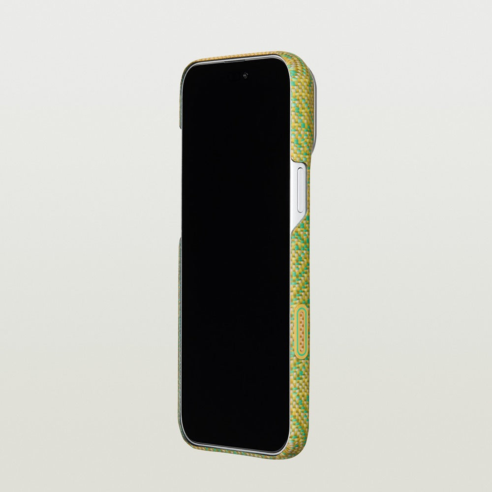 Pitaka iPhone 17 Pro Max/iPhone 18 Pro Max Cover Edge MagSafe Surging Awn