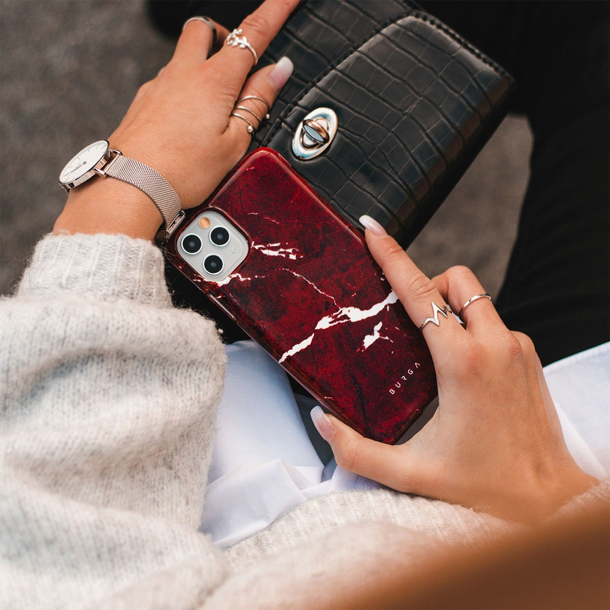 Burga iPhone 18 Pro Max Cover Tough MagSafe Iconic Red Ruby