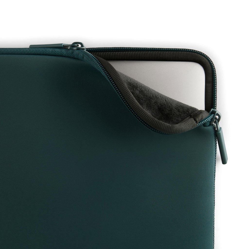 Pipetto Classic Fit Sleeve til MacBook Neo Dark Teal