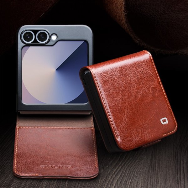 Qialino Samsung Galaxy Z Flip 6/Flip 7 FE Etui Ægte Læder med Klap Brun