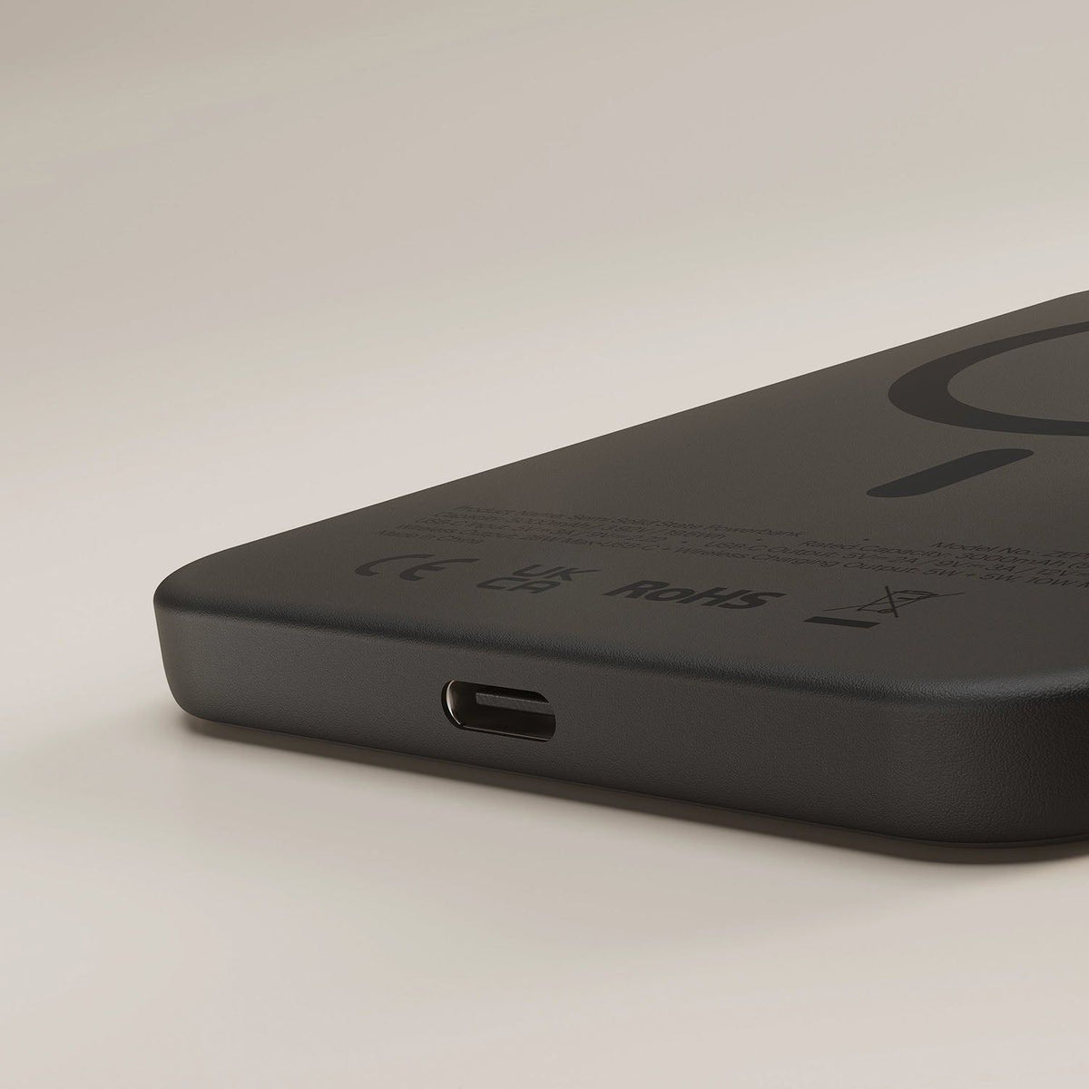 Zens Semi Solid State Powerbank Qi2.2 5 000 mAh Sort