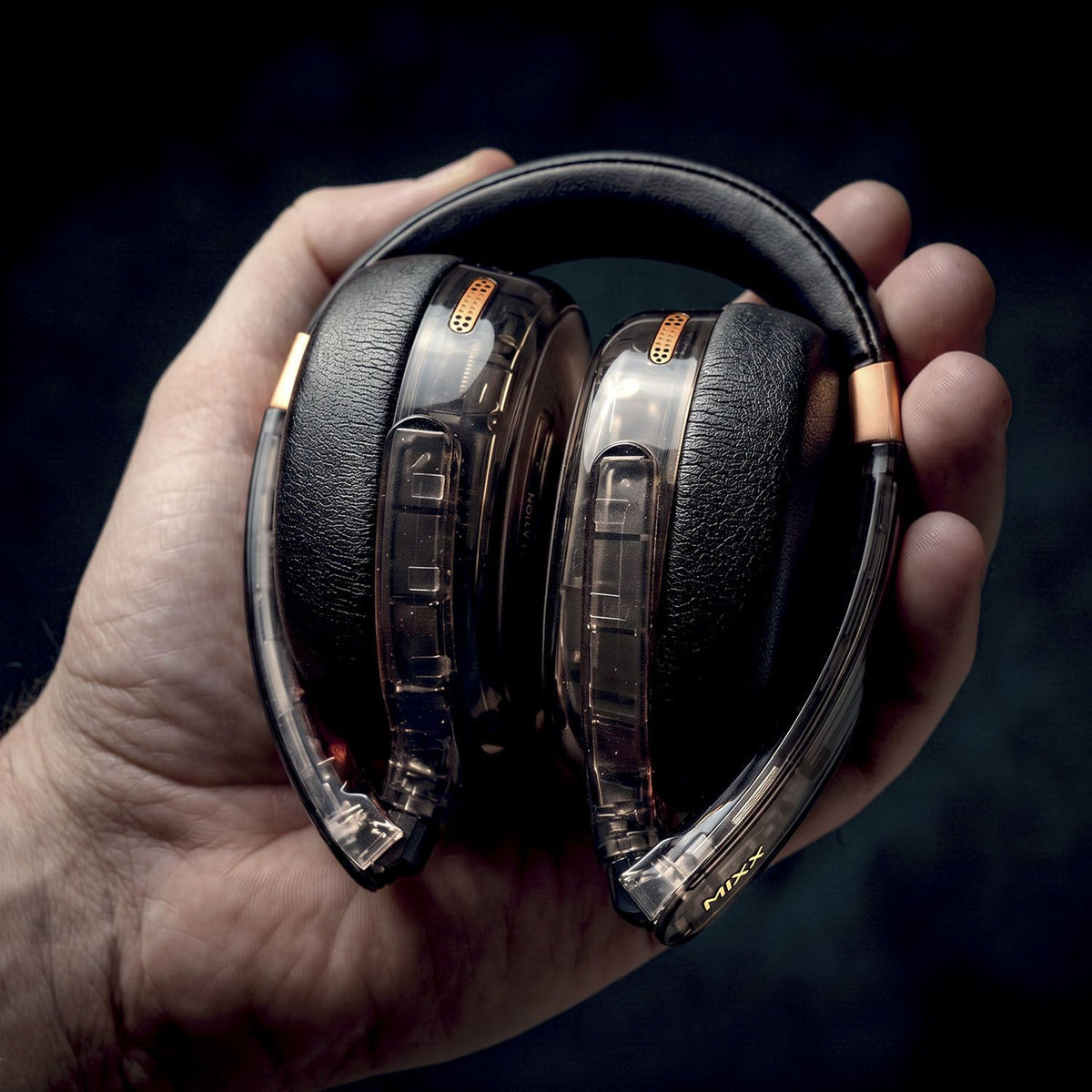 Mixx Trådløse On-Ear Høretelefoner StreamQ Go ANC Clear Sort