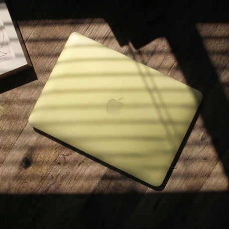 Tech-Protect MacBook Neo 13 Cover SoftShell Matt Klar