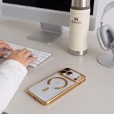 Tech-Protect iPhone 17 Pro Max/iPhone 18 Pro Max Cover MagFlex MagSafe Guld