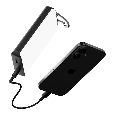 Xtorm Powerbank med solcelle og lommelygte Go2 10 000 mAh 20W Sort