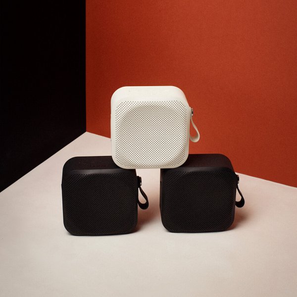 Sudio Trådløs Højttaler F2 20W IPX7 Hvid