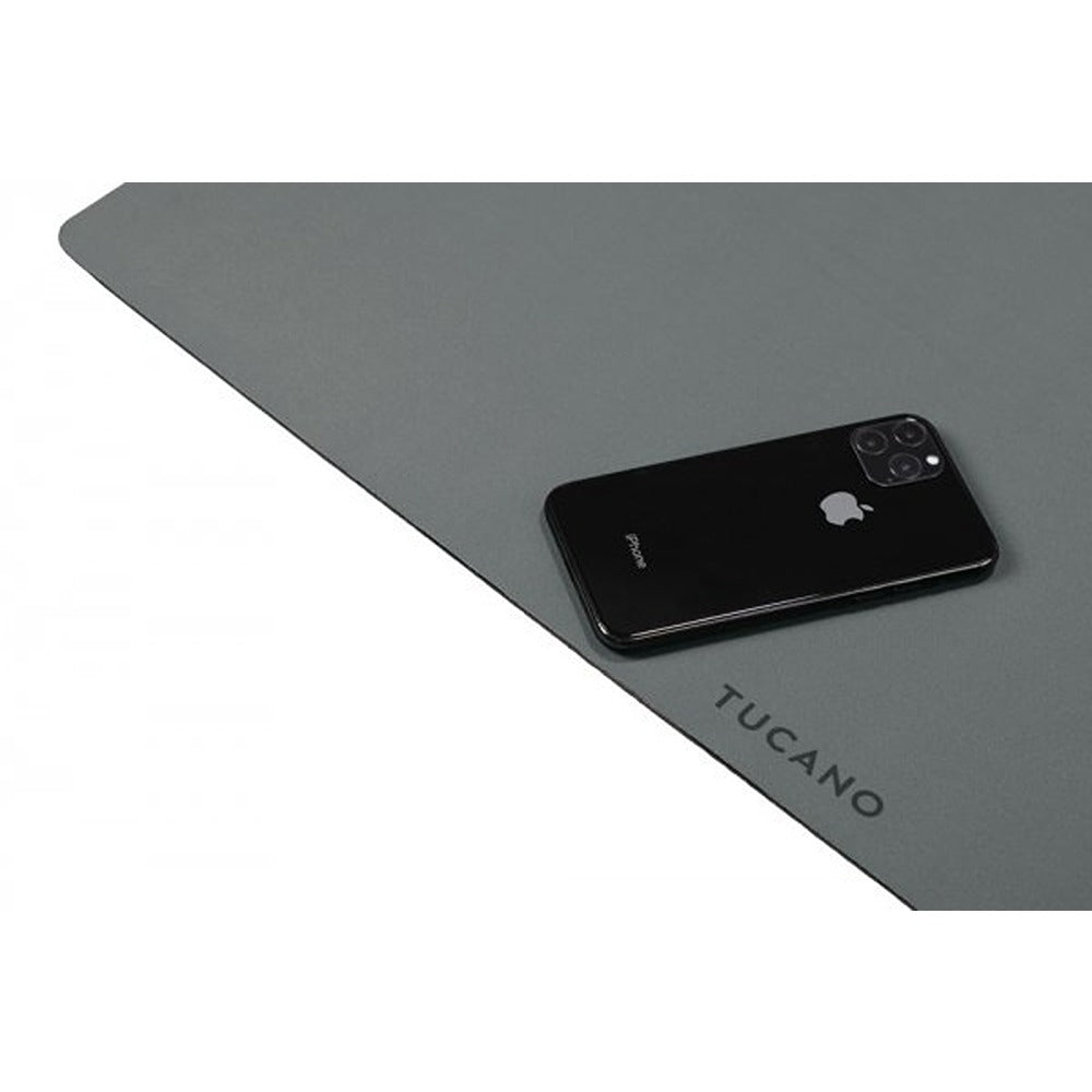 Tucano Skrivebordsunderlag Desk Pad 67x42 cm Mørkegrå