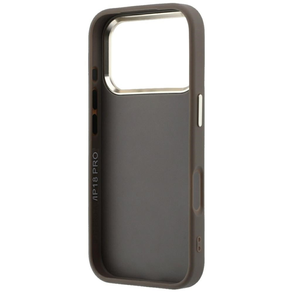 Guess iPhone 17 Pro Max/iPhone 18 Pro Max Cover 4G Resin Logo Brun