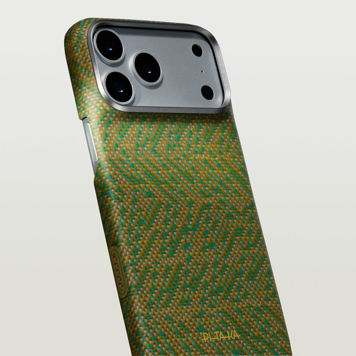 Pitaka iPhone 17 Pro Max/iPhone 18 Pro Max Cover Edge MagSafe Surging Awn