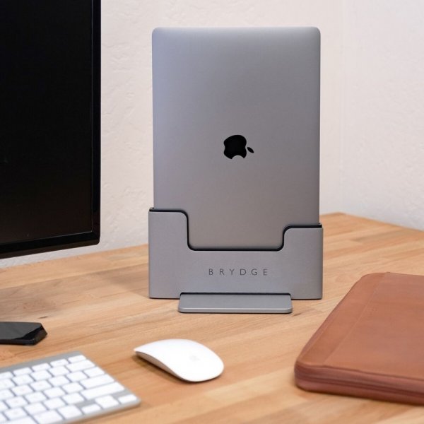Brydge Vertical Dock til MacBook Pro 13" Space Gray