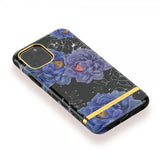 Richmond & Finch iPhone 11 Cover Blooming Peonies