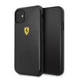 Ferrari iPhone 11 Cover Kulfibertekstur Gult Logo Sort
