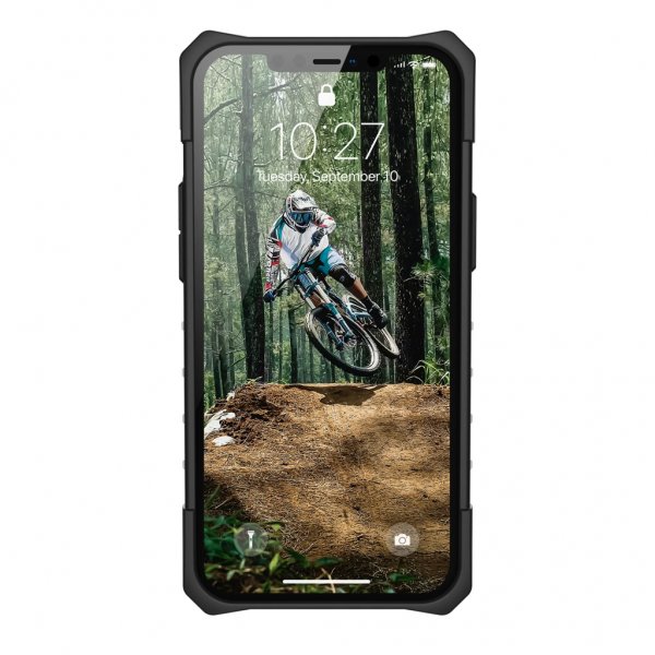 Urban Armor Gear (UAG) iPhone 12 Pro Max Cover Plasma Ash