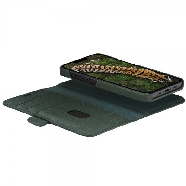 dbramante1928 iPhone 14 Plus Cover New York Evergreen
