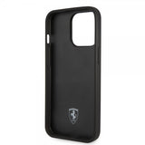 Ferrari iPhone 14 Pro Cover Logo Perforeret Rød
