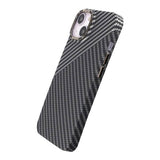 iPhone 15 Plus Cover Kulfiber Mønster Sort Hvid