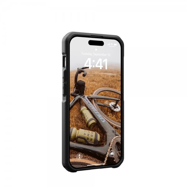 Urban Armor Gear (UAG) iPhone 15 Pro Cover Metropolis LT MagSafe Kevlar Black
