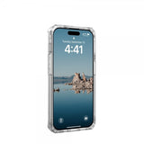 Urban Armor Gear (UAG) iPhone 15 Pro Cover Plyo MagSafe Ice Guld