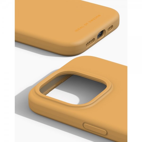 Ideal of Sweden iPhone 15 Pro Cover Silicone Case MagSafe Abrikos
