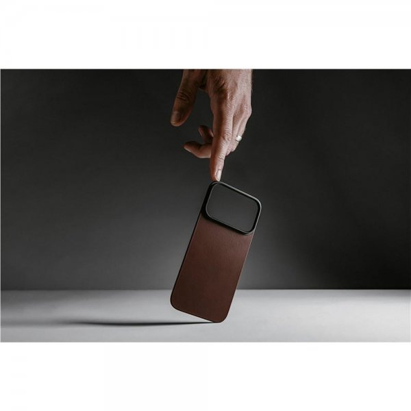 Nomad iPhone 17 Pro Skin Mag Leather Back Sort