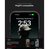Spigen iPhone 17 Cover Ultra Hybrid Zero One MagFit Sort