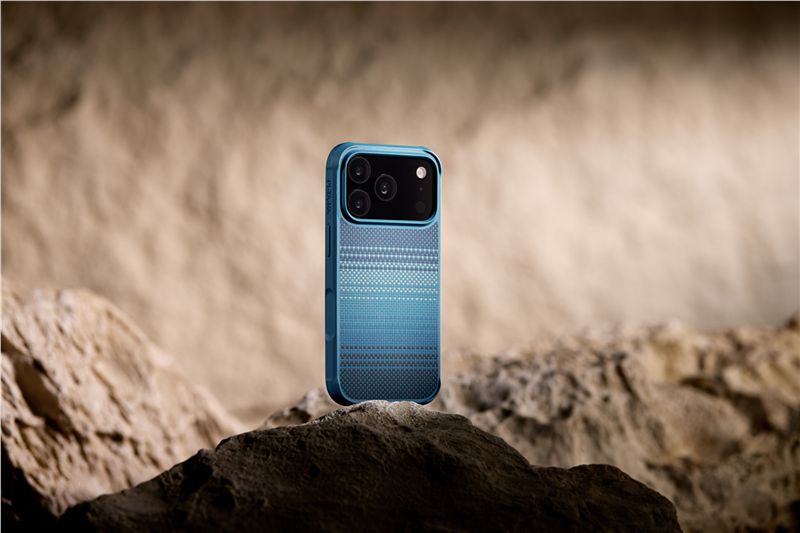 Pitaka iPhone 17 Pro Cover Cairn MagSafe Moonrise