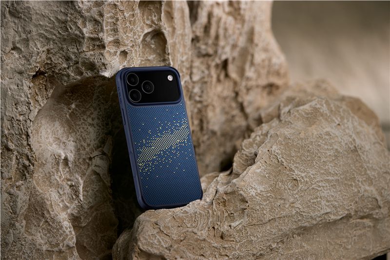 Pitaka iPhone 17 Pro Cover Cairn MagSafe Milky Way Galaxy