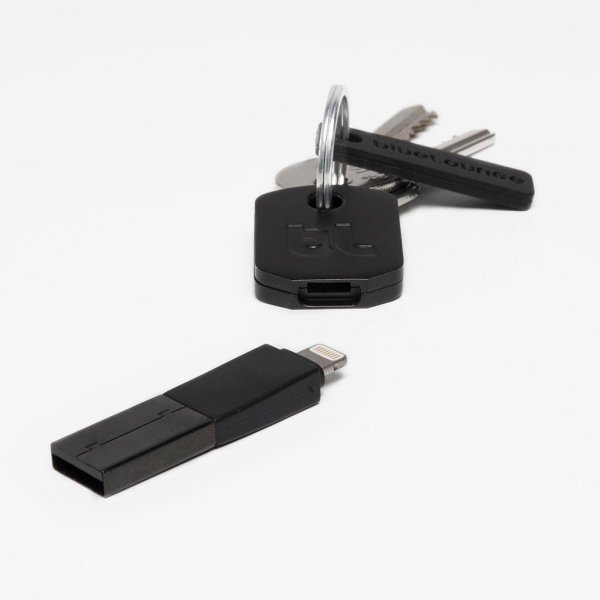 Bluelounge Kii Lightning Oplader Nøglering Sort
