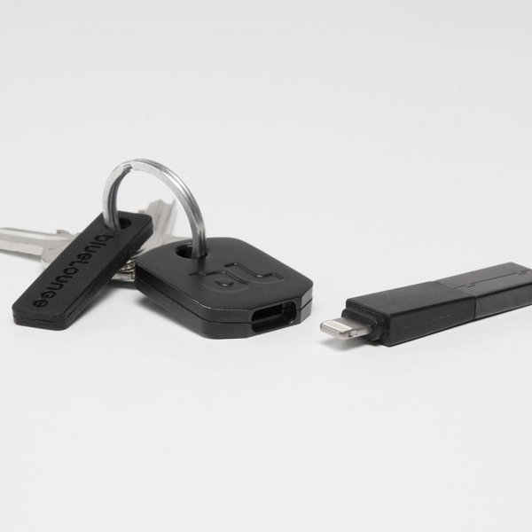 Bluelounge Kii Lightning Oplader Nøglering Sort