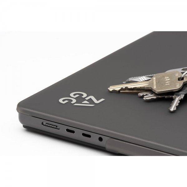ZAGG MacBook Air 13 M2 (A2681)/M3 (A3113) Hardcase Smoke