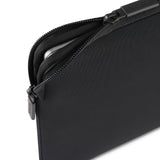 Pipetto Classic Fit Sleeve til MacBook Neo Sort