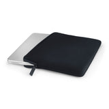 Pipetto Classic Fit Sleeve til MacBook Neo Sort