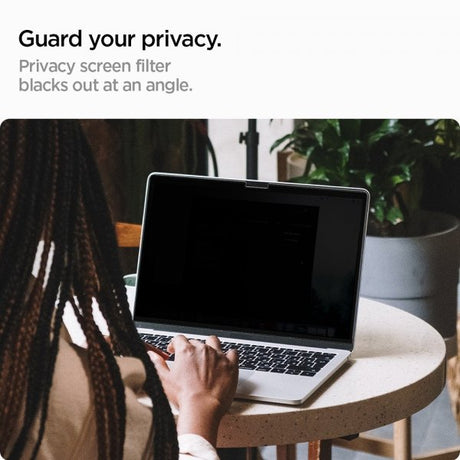 Spigen MacBook Pro 16 M1/M2/M3/M4 Skærmbeskyttelse Safe View