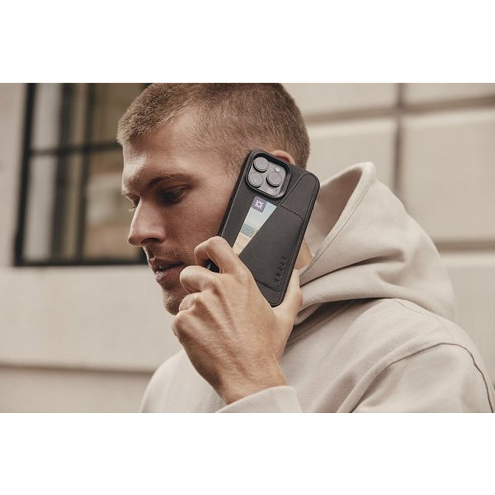 Mujjo iPhone 15 Pro Max Cover i fuldnarvet læder med kortholder MagSafe Sort