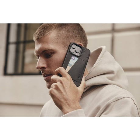 Mujjo iPhone 15 Pro Max Cover i fuldnarvet læder med kortholder MagSafe Sort