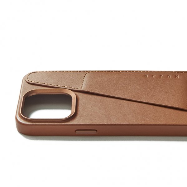 Mujjo iPhone 15 Pro Max Cover i fuldnarvet læder med MagSafe i farven Dark Tan