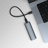 Satechi USB-C NVMe og SATA SSD-kabinet