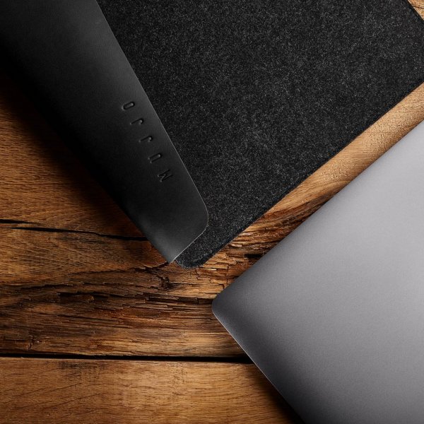 Mujjo MacBook Sleeve 13" Brun Sort