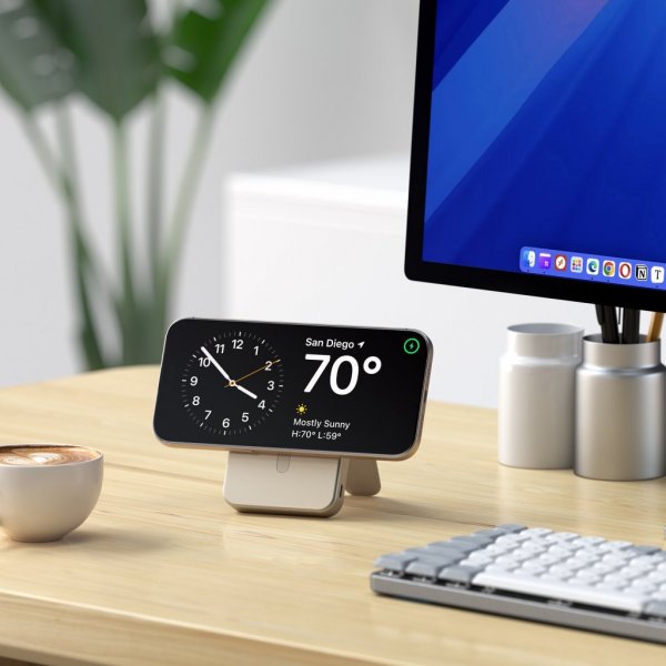 Satechi OntheGo Qi2 10K MagSafe-powerbank med Stander Sand