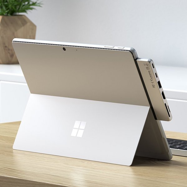 Satechi Dual USB-C Hub til Surface Pro 9