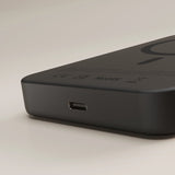 Zens Semi Solid State Powerbank Qi2.2 10 000 mAh Sort