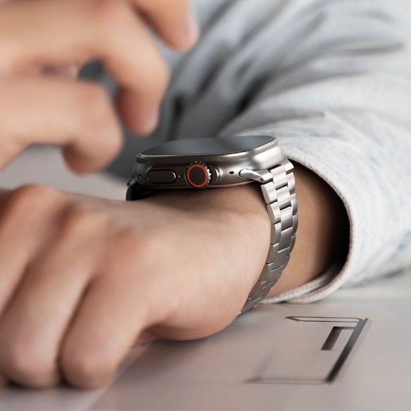 Apple Watch 44/45/46mm/Ultra 49mm Armbånd Metal One Air Sølv