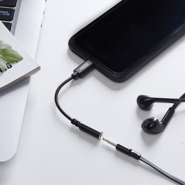 Lightning to 3.5mm Headphone Jack Adapter