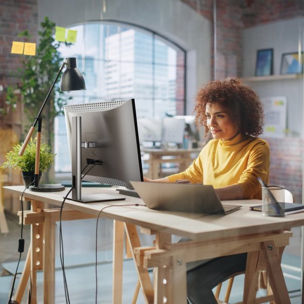 CLARITY 32” UHD 4K Monitor