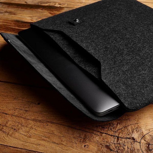 Macbook Sleeve 13" Brun Sort