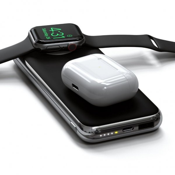 Quatro Powerbank med inbyggd Qi-laddning och Apple Watch laddning